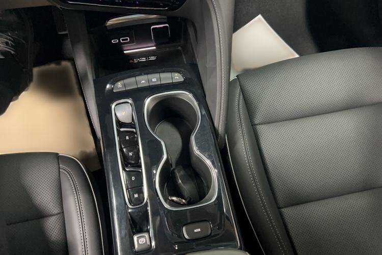 Used Buick Envision 2022 Facelift Encore S 552T Two-Wheel-Drive Luxury Model Gear Lever