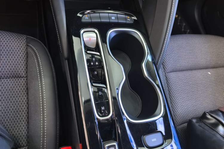Used Buick Envision 2022 Facelift Encore S 552T Two-Wheel Drive Elite Model Gear Lever