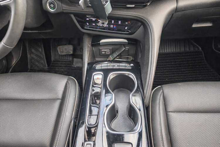 Used Buick Envision 2022 Facelift Encore S 552T Two-Wheel-Drive Luxury Model Gear Lever