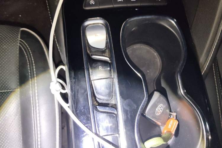 Used Buick Envision 2022 Encore S 552T Two-Wheel-Drive Luxury Model Gear Lever