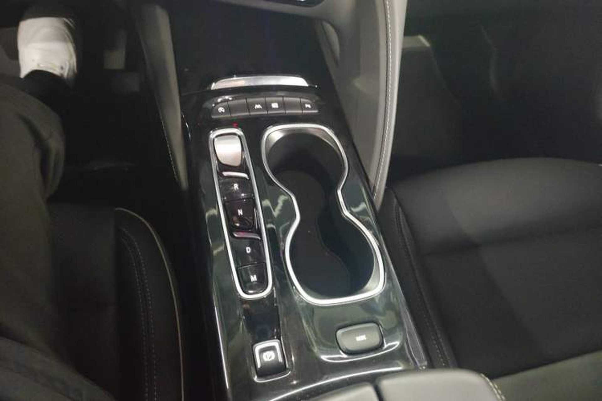 Used Buick Envision 2022 Encore Plus 652T Five-Seat Luxury Model Gear Lever