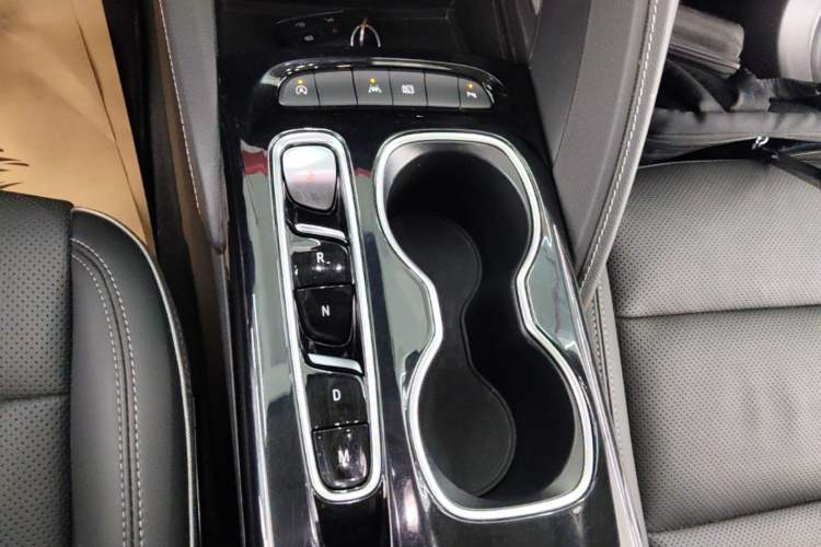 Used Buick Envision 2022 Encore S 652T Two-Wheel-Drive Luxury Model Gear Lever