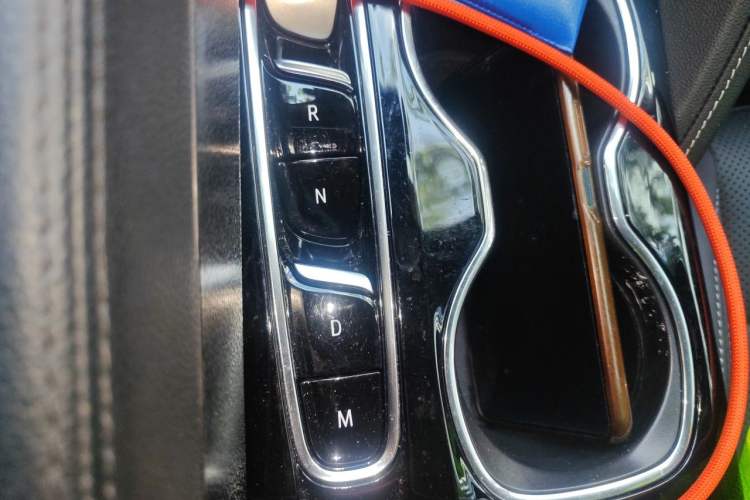 Used Buick Envision 2022 Facelift Encore S 552T Two-Wheel-Drive Luxury Model Gear Lever