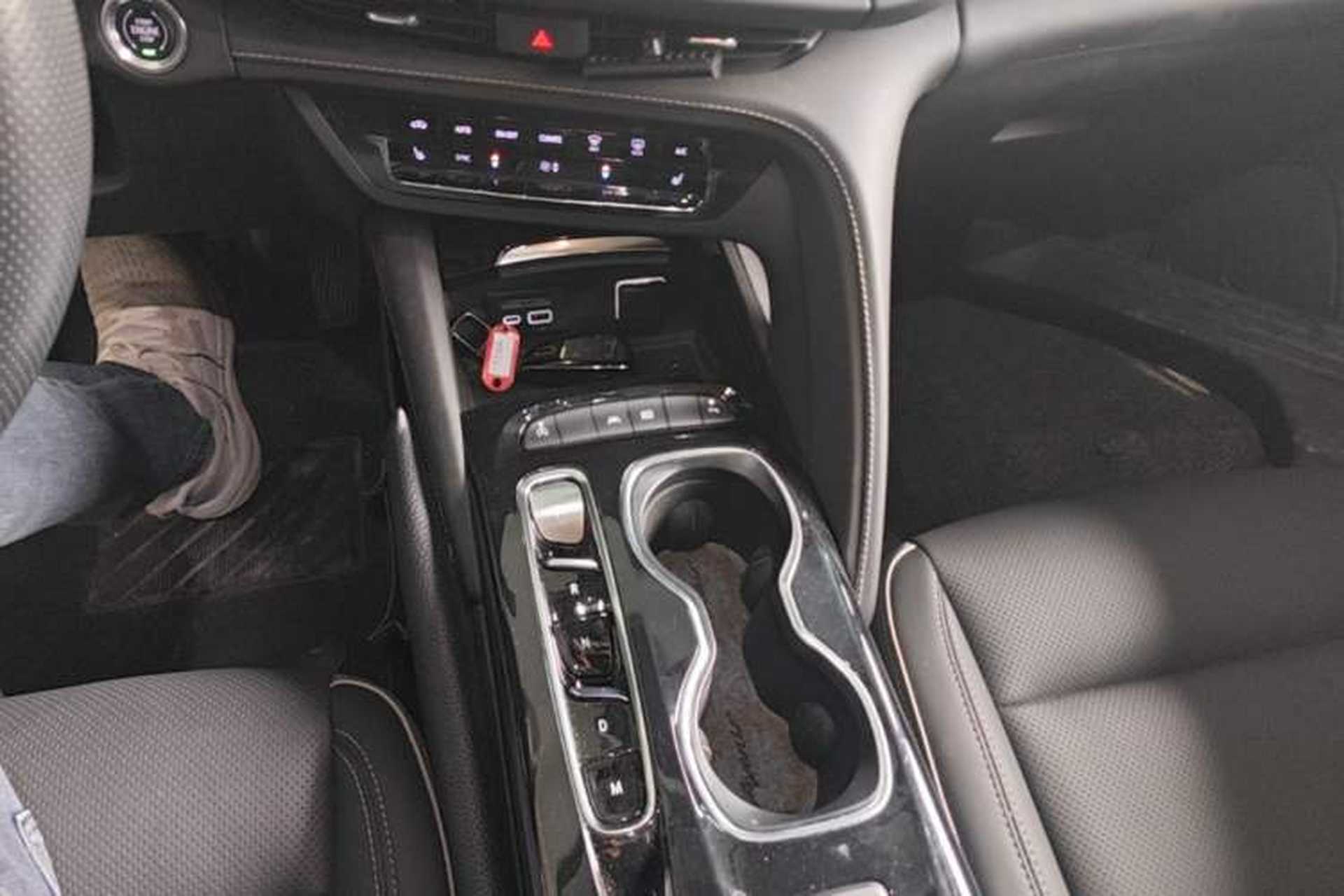 Used Buick Envision 2022 Encore Plus 652T Five-Seat Luxury Model Gear Lever