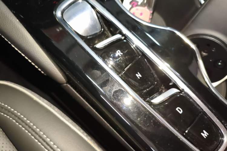 Used Buick Envision 2022 Encore S 652T Two-Wheel-Drive Luxury Model Gear Lever