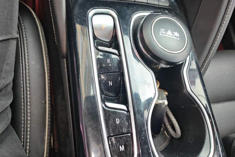 Used Buick Envision 2022 Encore S 652T Two-Wheel-Drive Luxury Model Gear Lever