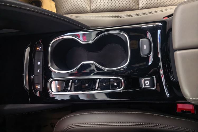 Used Buick Envision 2022 Encore Plus 652T Five-Seat Luxury Model Gear Lever