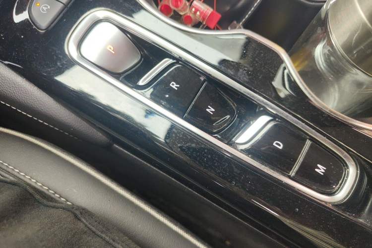 Used Buick Envision 2022 Encore S 552T Two-Wheel-Drive Luxury Model Gear Lever