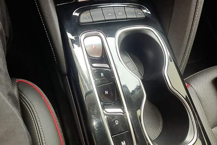 Used Buick Envision 2022 Facelift Encore S GS Two-Wheel Drive Smart Enjoyment Sporty Model Gear Lever