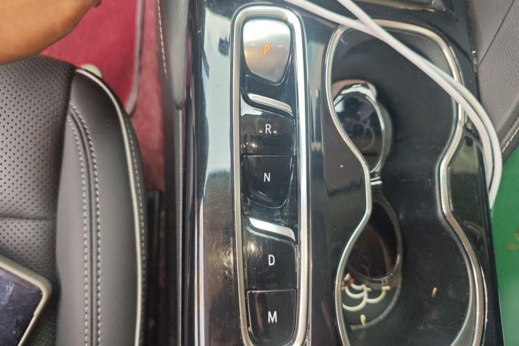 Used Buick Envision 2022 Encore S 552T Two-Wheel-Drive Luxury Model Gear Lever