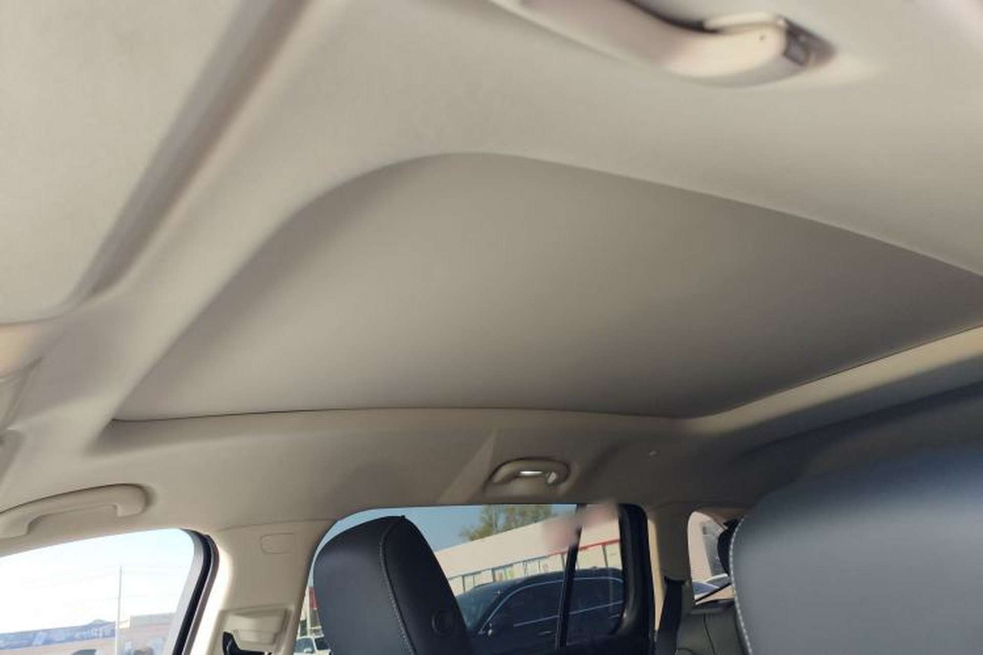 Used Buick Envision 2022 Encore Plus 652T Five-Seat Luxury Model Headliner