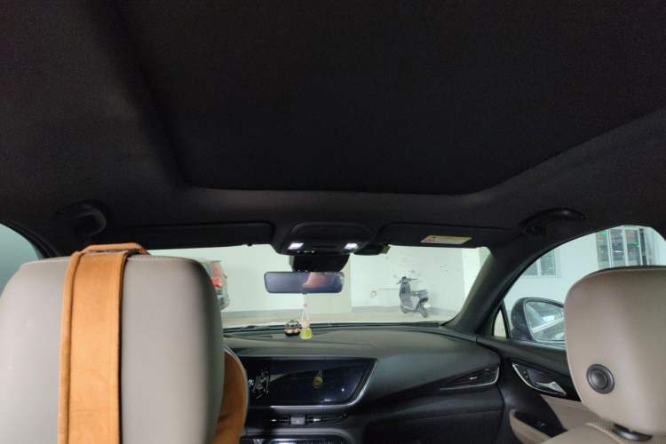 Used Buick Envision 2022 Encore Plus 652T Five-Seat Luxury Model Headliner