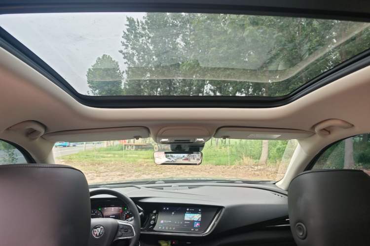 Used Buick Envision 2022 Encore Plus 652T Five-Seat Luxury Model Headliner