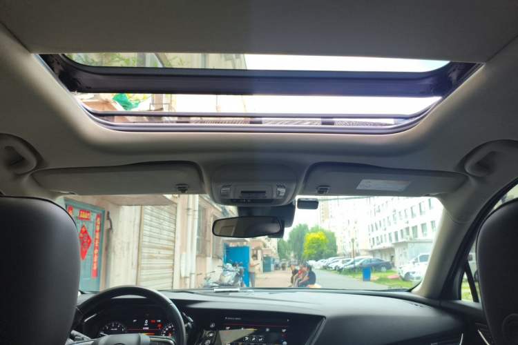 Used Buick Envision 2022 Facelift Encore S 552T Two-Wheel-Drive Luxury Model Headliner