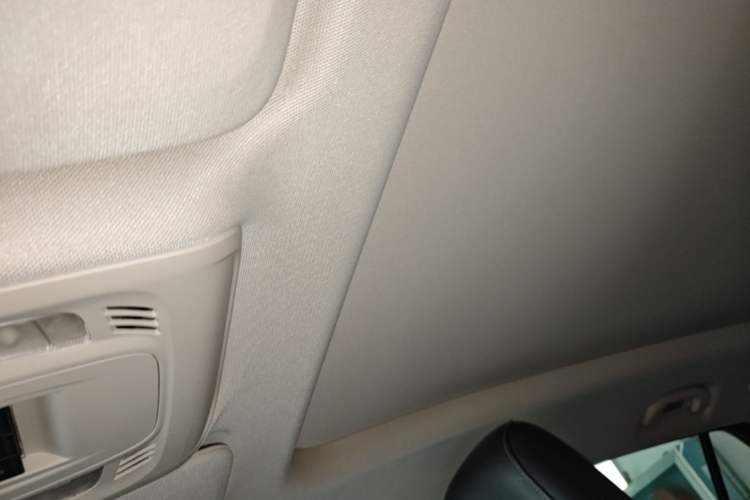 Used Buick Envision 2022 Encore S 652T Two-Wheel-Drive Luxury Model Headliner