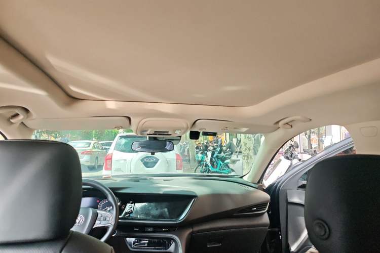 Used Buick Envision 2022 Facelift Encore S 552T Two-Wheel-Drive Luxury Model Headliner