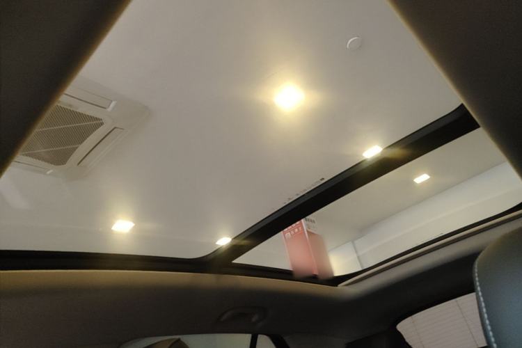 Used Buick Envision 2022 Facelift Encore S 552T Two-Wheel-Drive Luxury Model Headliner