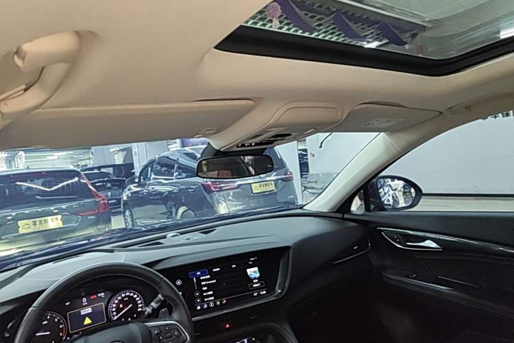 Used Buick Envision 2022 Facelift Encore S 552T Two-Wheel-Drive Luxury Model Headliner