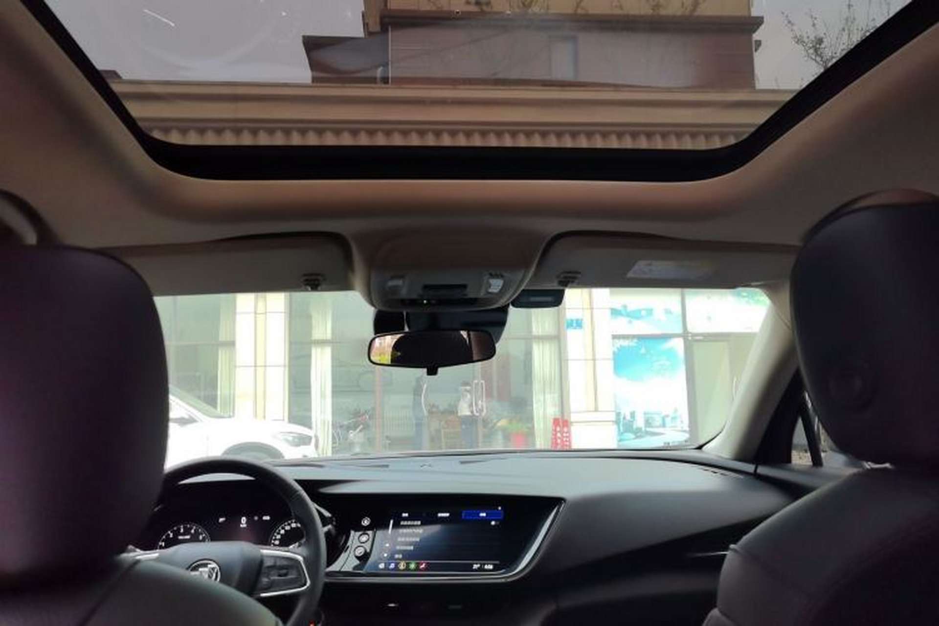 Used Buick Envision 2022 Facelift Encore S 552T Two-Wheel-Drive Luxury Model Headliner
