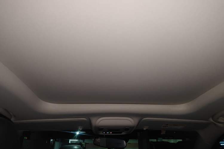 Used Buick Envision 2022 Encore S 552T Two-Wheel-Drive Luxury Model Headliner