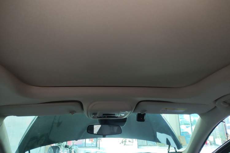 Used Buick Envision 2022 Encore S 552T Two-Wheel-Drive Luxury Model Headliner