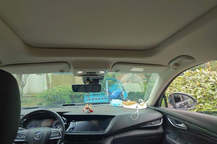 Used Buick Envision 2022 Encore Plus 652T Five-Seat Luxury Model Headliner