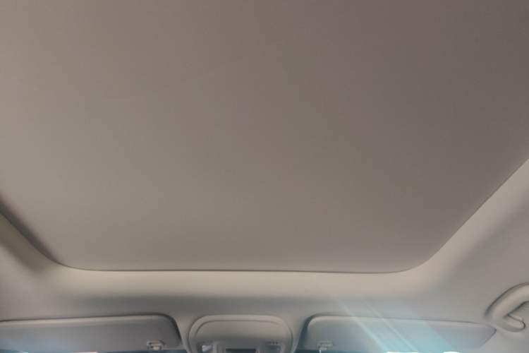 Used Buick Envision 2022 Encore Plus 652T Five-Seat All-Wheel-Drive Luxury Model Headliner