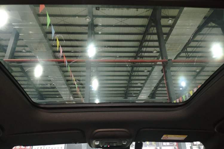 Used Buick Envision 2022 Encore Plus 652T Five-Seat Luxury Model Headliner