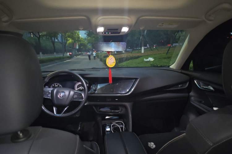 Used Buick Envision 2022 Encore Plus 652T Five-Seat Luxury Model Headliner