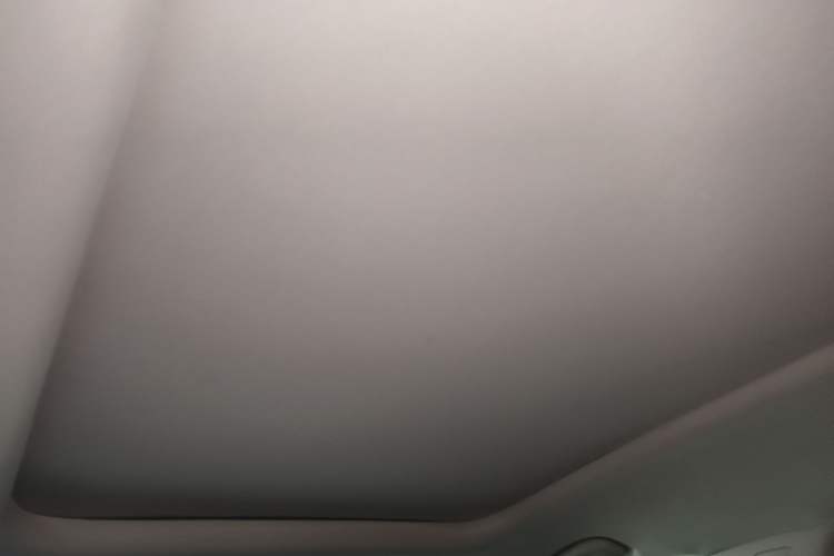 Used Buick Envision 2022 Encore Plus 652T Five-Seat Luxury Model Headliner