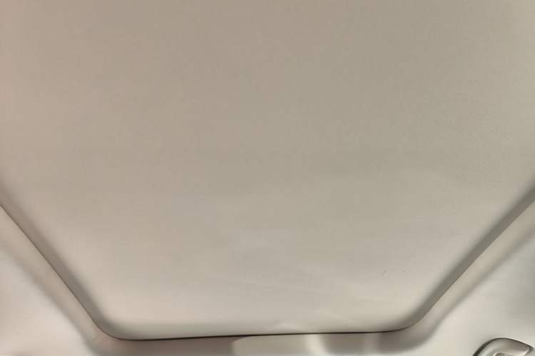 Used Buick Envision 2022 Encore Plus 652T Five-Seat Luxury Model Headliner