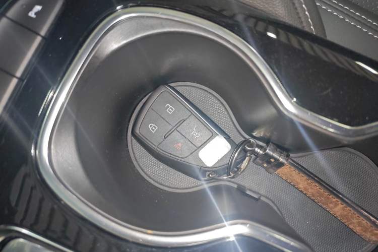 Used Buick Envision 2022 Facelift Encore S 652T Two-Wheel-Drive Luxury Model Interior 1