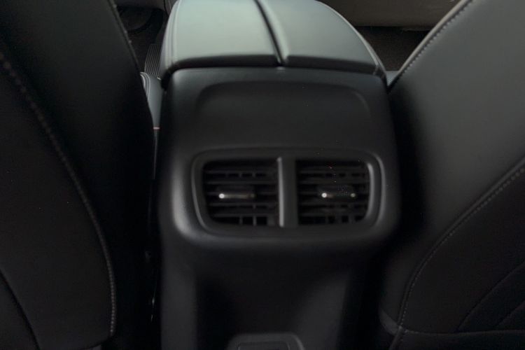 Used Buick Envision 2022 Encore S 552T Two-Wheel-Drive Luxury Model Interior 1