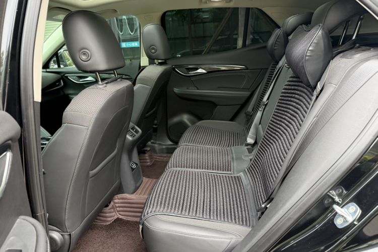 Used Buick Envision 2022 Facelift Encore S 552T Two-Wheel Drive Elite Model Interior 2