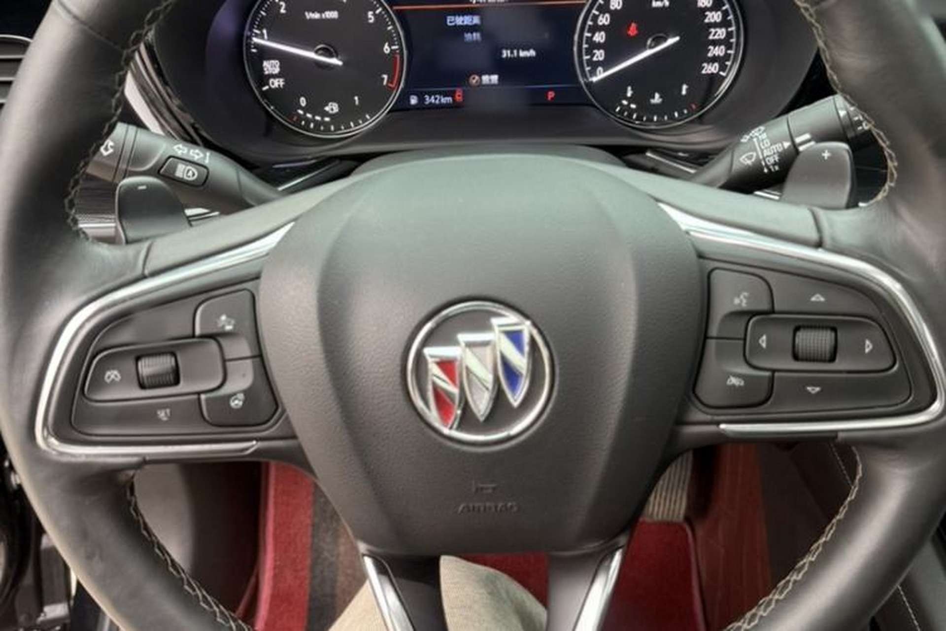 Used Buick Envision 2022 Encore Plus 652T Five-Seat All-Wheel-Drive Luxury Model Interior 2