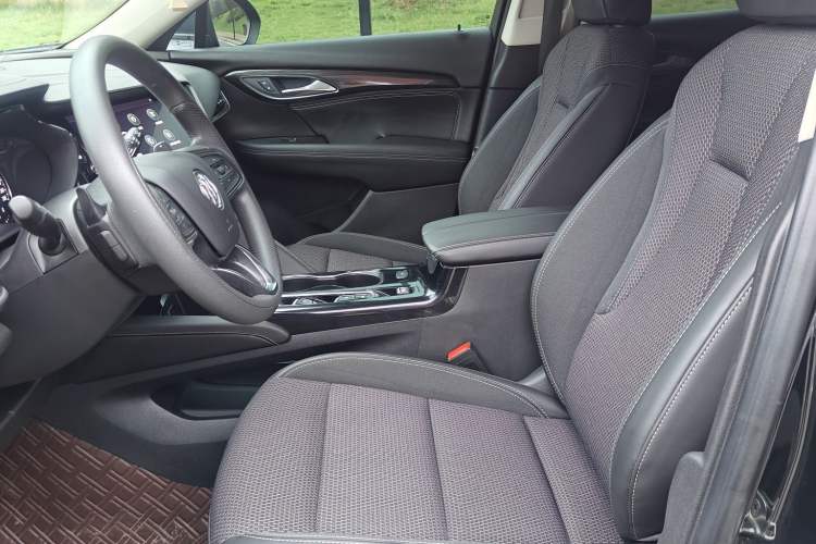 Used Buick Envision 2022 Encore S 552T Two-Wheel Drive Elite Model Interior 2