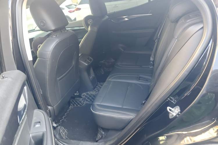 Used Buick Envision 2022 Facelift Encore S 552T Two-Wheel-Drive Luxury Model Interior 2