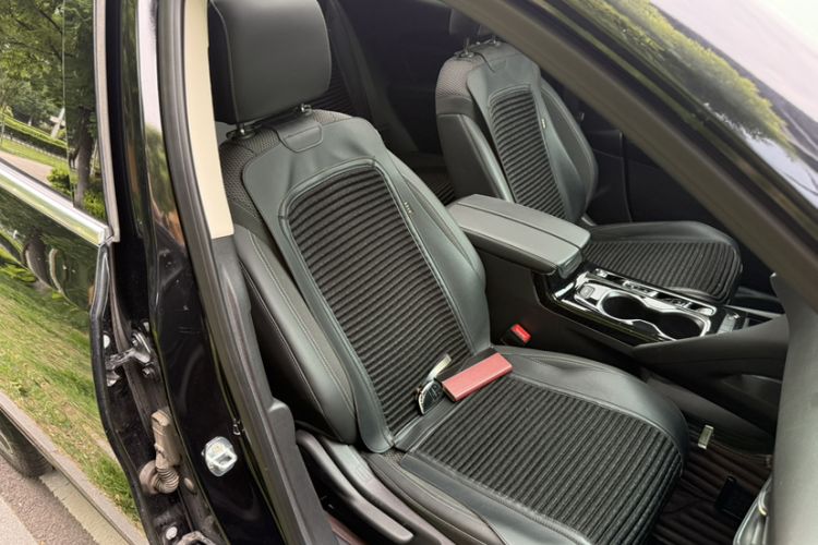 Used Buick Envision 2022 Facelift Encore S 552T Two-Wheel Drive Elite Model Interior 3