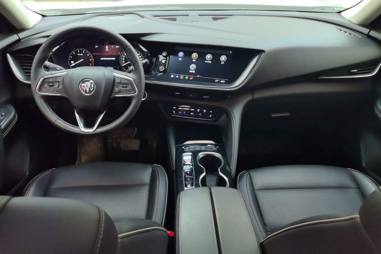 Used Buick Envision 2022 Facelift Encore S 552T Two-Wheel-Drive Luxury Model Interior 3