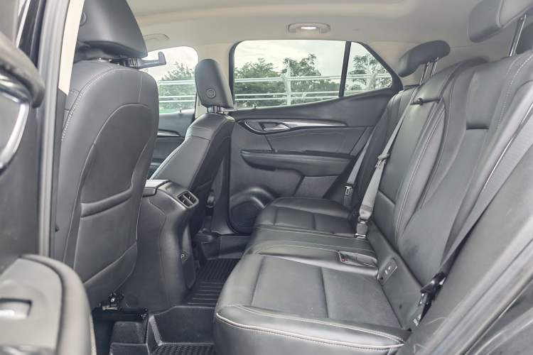 Used Buick Envision 2022 Facelift Encore S 552T Two-Wheel-Drive Luxury Model Interior 3