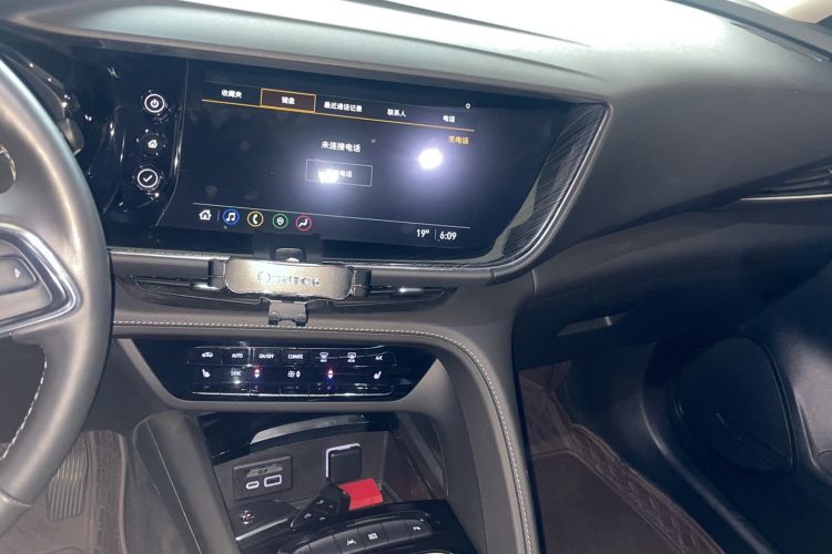 Used Buick Envision 2022 Encore Plus 652T Five-Seat Luxury Model Interior 8