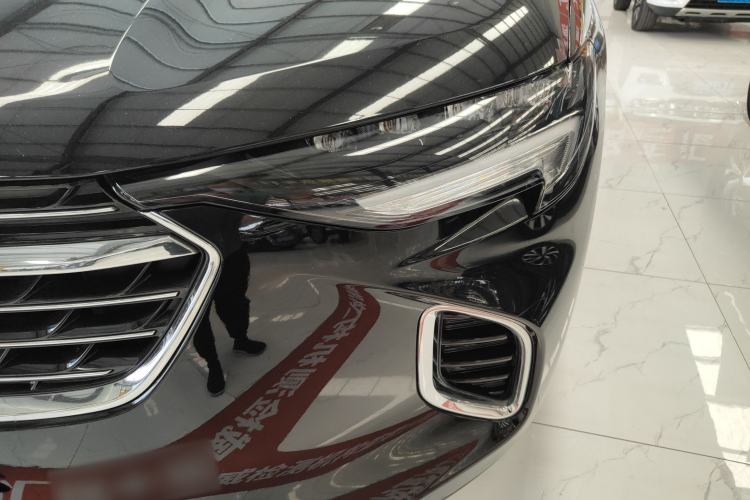 Used Buick Envision 2022 Facelift Encore S 552T Two-Wheel-Drive Luxury Model Left Front Headlight