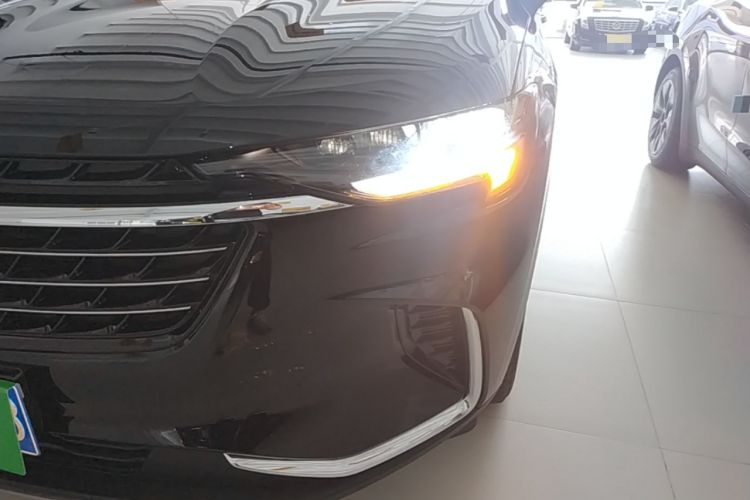 Used Buick Envision 2022 Encore Plus 552T Five-Seat Luxury Model Left Front Headlight