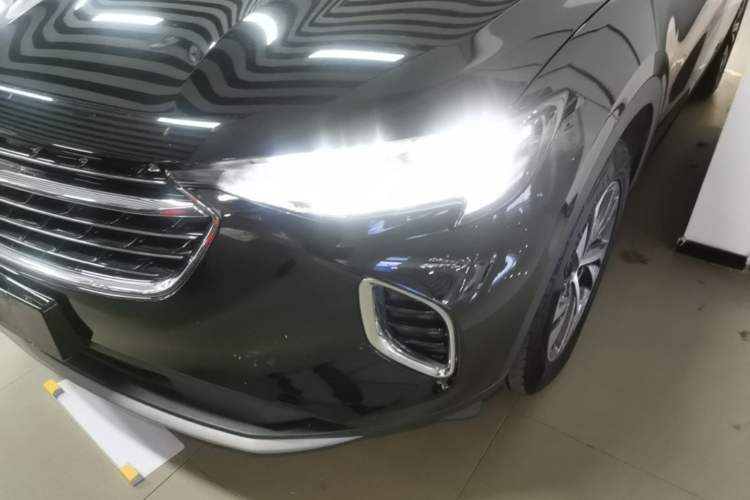 Used Buick Envision 2022 Facelift Encore S 552T Two-Wheel-Drive Luxury Model Left Front Headlight