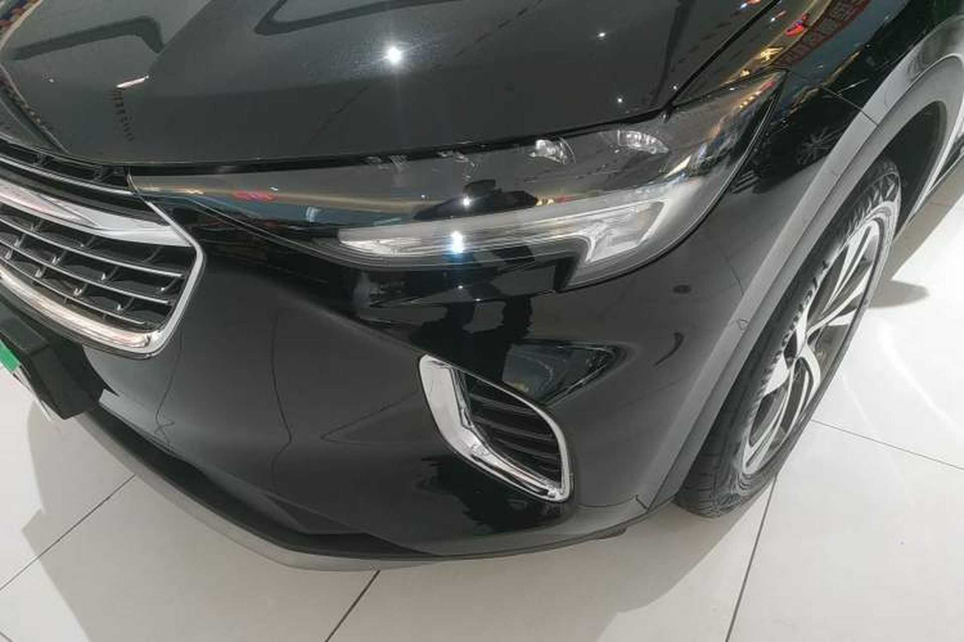Used Buick Envision 2022 Encore S 652T Two-Wheel-Drive Luxury Model Left Front Headlight