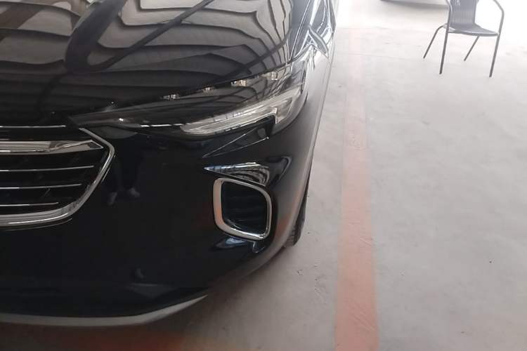 Used Buick Envision 2022 Encore S 552T Two-Wheel Drive Elite Model Left Front Headlight