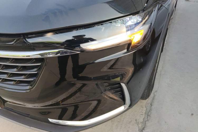 Used Buick Envision 2022 Encore Plus 652T Five-Seat Luxury Model Left Front Headlight