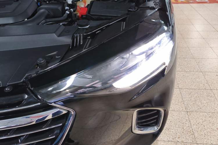 Used Buick Envision 2022 Encore S 652T Two-Wheel-Drive Luxury Model Left Front Headlight