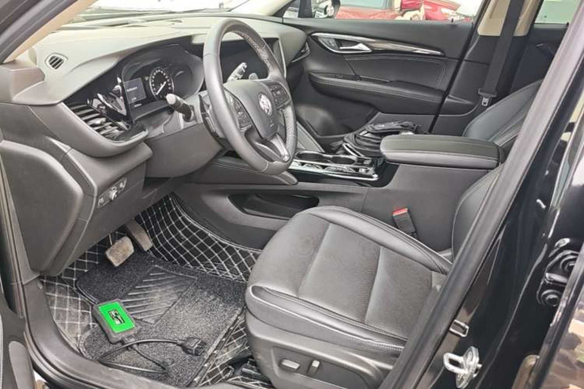 Used Buick Envision 2022 Encore S 552T Two-Wheel-Drive Luxury Model Left Front Seat