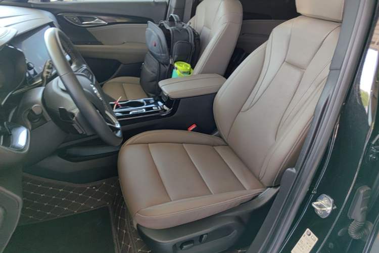 Used Buick Envision 2022 Encore Plus 652T Five-Seat Luxury Model Left Front Seat
